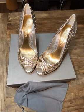 Alexander McQueen Gold Studded Peep-Toe Pumps
